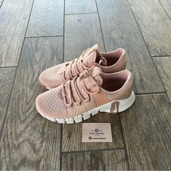 Brand New Nike Free Metcon 5 Women's Workout Shoes “Pink Oxford” - Picture 2 of 12